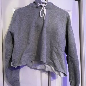 Cropped Grey Sweatshirt